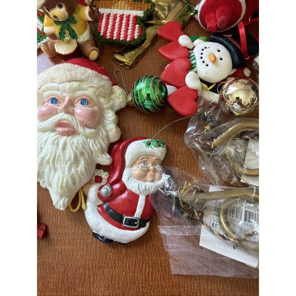 Vtg Christmas Ornament Lot: Ceramic, Brass Horns, Hallmark, Pooh,‎ Sessme Street